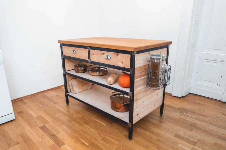 Kücheninsel DIE BASIS – Restlos Holz