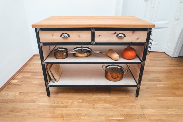 Kücheninsel DIE BASIS – Restlos Holz