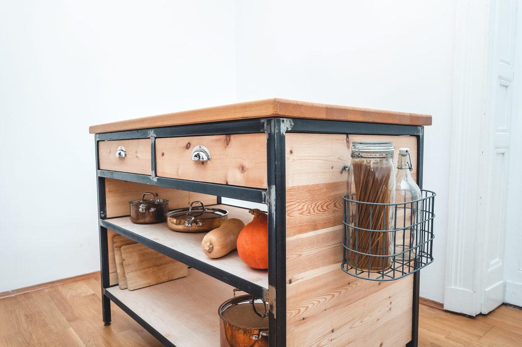 Kücheninsel DIE BASIS – Restlos Holz